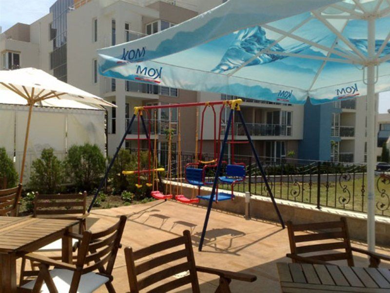 Tropics Hotel สวิติ วลัส ภายนอก รูปภาพ