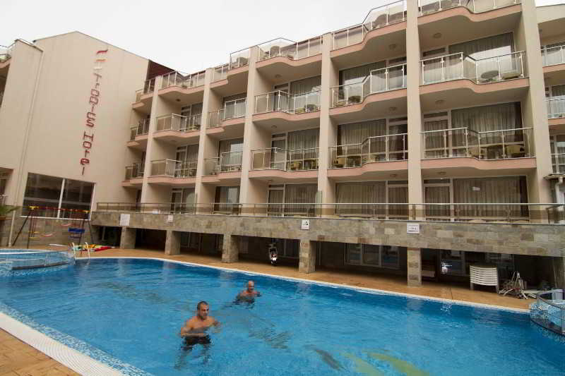 Tropics Hotel สวิติ วลัส ภายนอก รูปภาพ